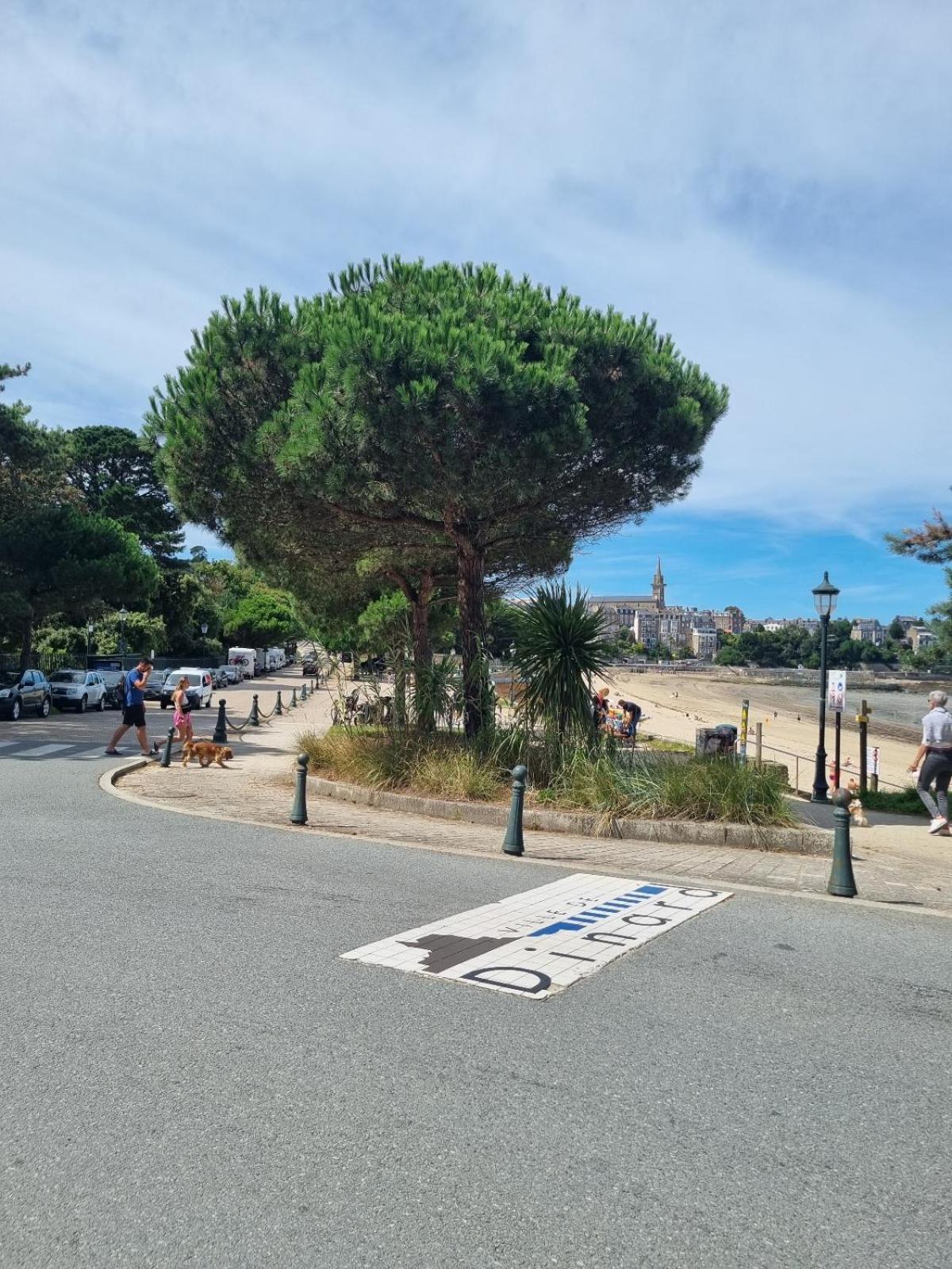 Le Mistral Du Centre Ville ,Chaleureux A 2 Min De La Plage Dinard Exteriér fotografie
